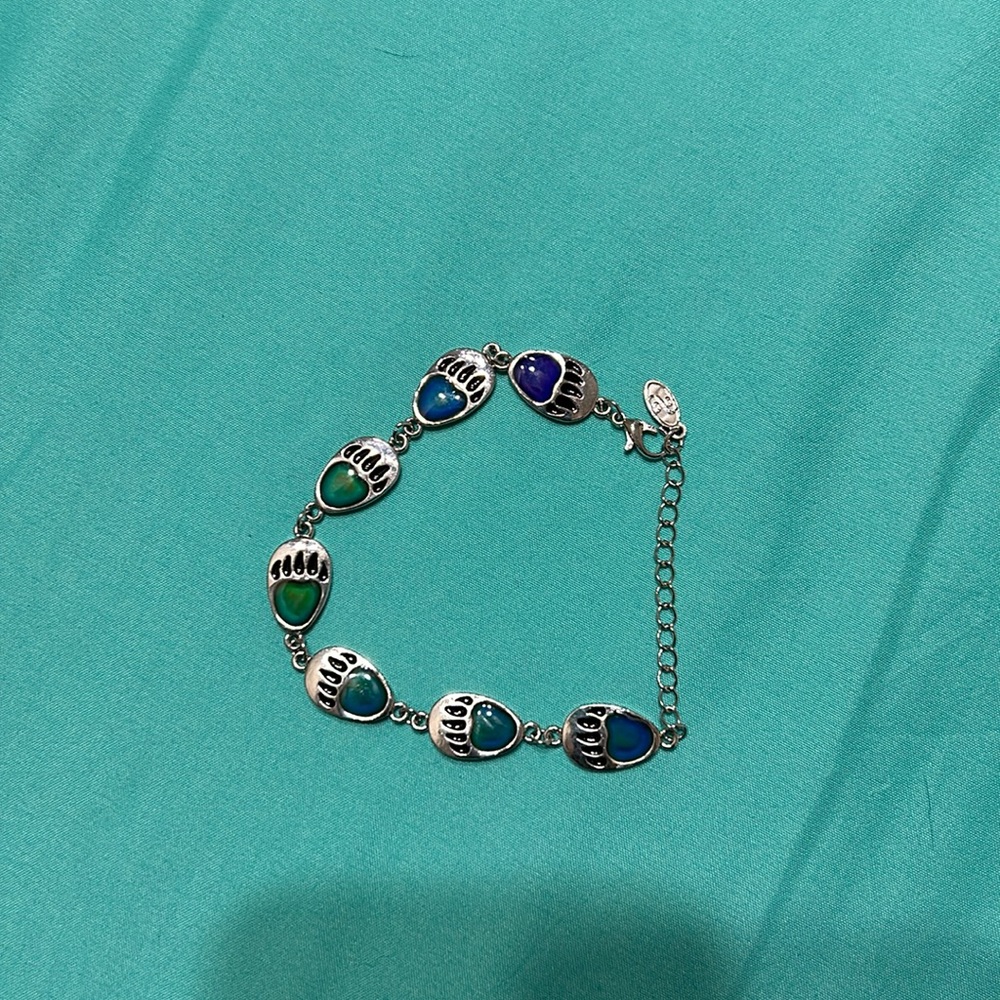 Girl’s Adjustable Bear Footprint Mood Changing Braclet